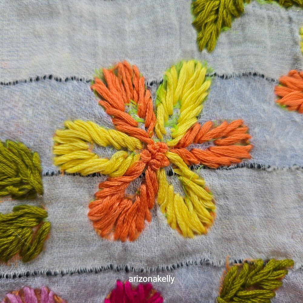 Crinkle Cotton Scarf With Colorful Yarn Flowers Hand-Embroidered Boho - Picture 6 of 12